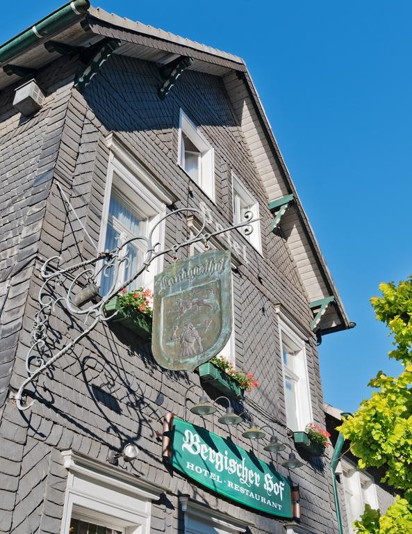 Hotel Bergischer Hof Windeck Exteriör bild