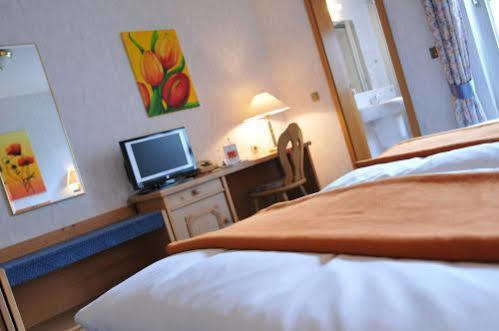 Hotel Bergischer Hof Windeck Exteriör bild